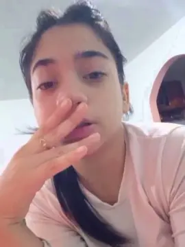 Cam4 Free Porn Cam of miki584