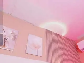 Camsoda Free Porn Cam of lilly-19