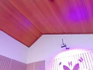 Camsoda Sex Chat of beauty-milf