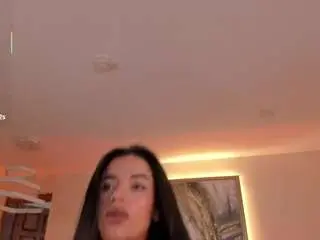 Camsoda Watch Live Sex Cams of jennifer-rodriguez