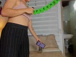 Camsoda Adult Webcams of nella-joly