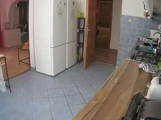 Camsoda Adult Webcams of voyeurcam-julmodels-kitchen