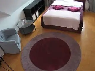 Camsoda Sex Chat of voyeurcam-julmodels-whitebed-1