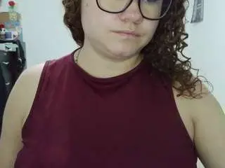 Camsoda Watch Live Sex Cams of curly-greeneyed