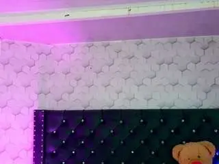Camsoda Free Porn Cam of juliana-diamond