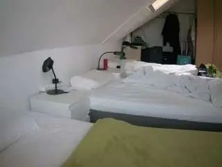Camsoda Best Webcam of voyeurcam-julmodels-bed-4