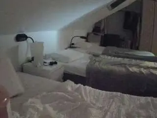 Camsoda Live Sex of voyeurcam-julmodels-bed-4