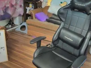 Camsoda Free Live Porn of tinytoni