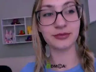 Camsoda Sex Chat of so-hot-rosalie