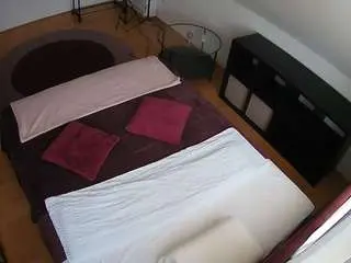 Camsoda Free Live Porn of voyeurcam-julmodels-whitebed-2