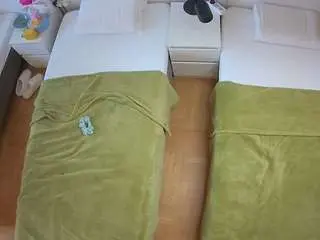 Camsoda Watch Live Sex Cams of voyeurcam-julmodels-bed-5