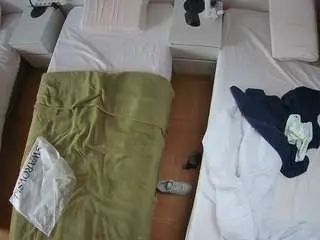 Camsoda Free Porn Cam of voyeurcam-julmodels-bed-5
