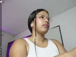 Camsoda Free Porn Cam of charlotteeee1