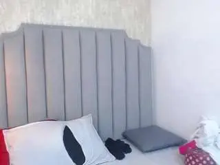 Camsoda Live Sex of maya-curvy