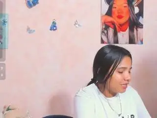 Camsoda Free Live Porn of sara-mia