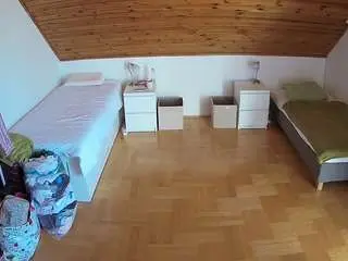 Camsoda Free Live Porn of voyeurcam-julmodels-greybed-3