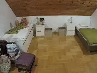 Camsoda Live Porn of voyeurcam-julmodels-greybed-3