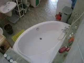 Camsoda Best Webcam of voyeurcam-julmodels-bath-1st-1