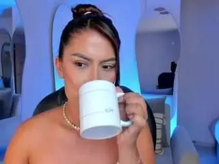 Camsoda Adult Webcam of arianadumont