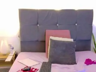 Camsoda Sex Chat of mia-makleynn