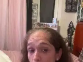 Camsoda Watch Live Sex Cams of saralaw22