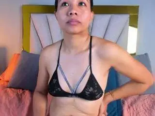 Camsoda Adult Video Chat of vahiolet-fuentes1