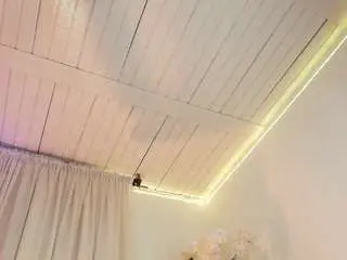 Camsoda Watch Live Sex Cams of nitzzirouse
