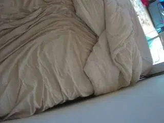 Camsoda Adult Webcam of voyeurcam-julmodels-whitebed-4