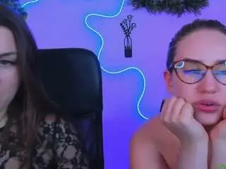 Camsoda Adult Webcams of mira-muah