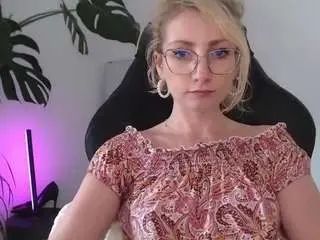 Camsoda Private Sex Chat of cinderellamoon