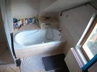 Camsoda Best live sex cam show of voyeurcam-julmodels-bath-2nd-1