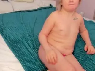 Camsoda Watch Live Sex Cams of sara-moor
