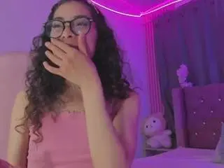 Camsoda Sex Cam of sweett-sadie