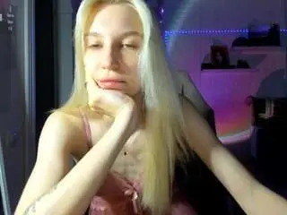 Camsoda Live Sex Cam of lunawhitex