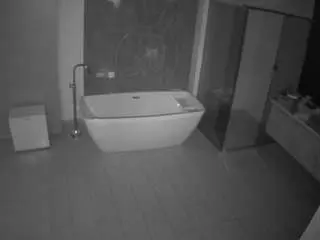 Camsoda Adult Video Chat of voyeurcam-casa-salsa-bathroom-4