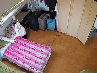 Camsoda Adult Webcam of voyeurcam-julmodels-bed-7