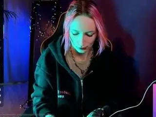 Camsoda Nude Webcam of helen-carter