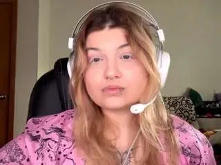 Camsoda Adult Video Chat of mindabodwell