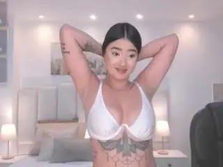 Camsoda Adult Video Chat of amelie-jhons