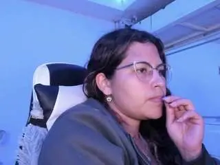 Camsoda Adult Webcam of lady-brownnnn