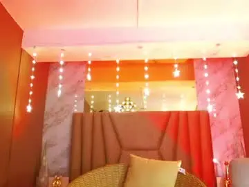 Chaturbate Free Live Porn of incredible_foxxy