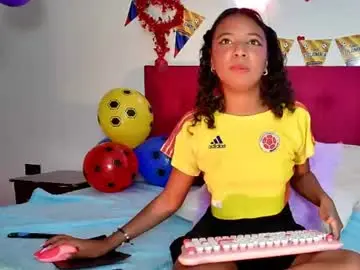 Chaturbate Adult Webcam of ellie_cute7