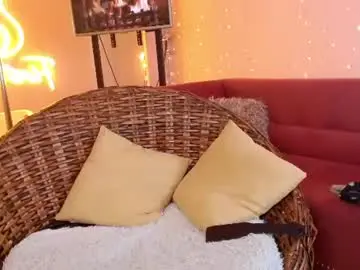 Chaturbate Watch Live Sex Cams of rose_salvatore