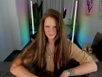 Chaturbate Live Porn of datsi_benson