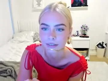 Chaturbate Sex Chat of ariah_is_blonde