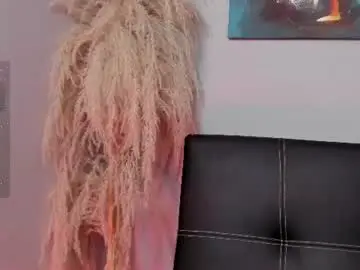 Chaturbate Free Live Porn of emma__clark__