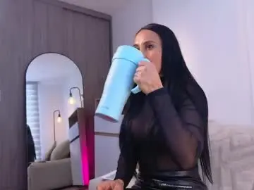 Chaturbate Nude Webcam of miarouss3