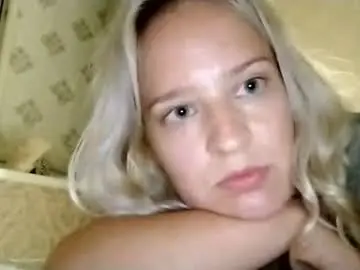 Chaturbate Free Porn Cam of mila_420