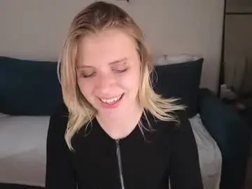 Chaturbate Nude Webcam of viki_charm