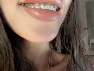 Chaturbate Free Live Porn of ella_lee15